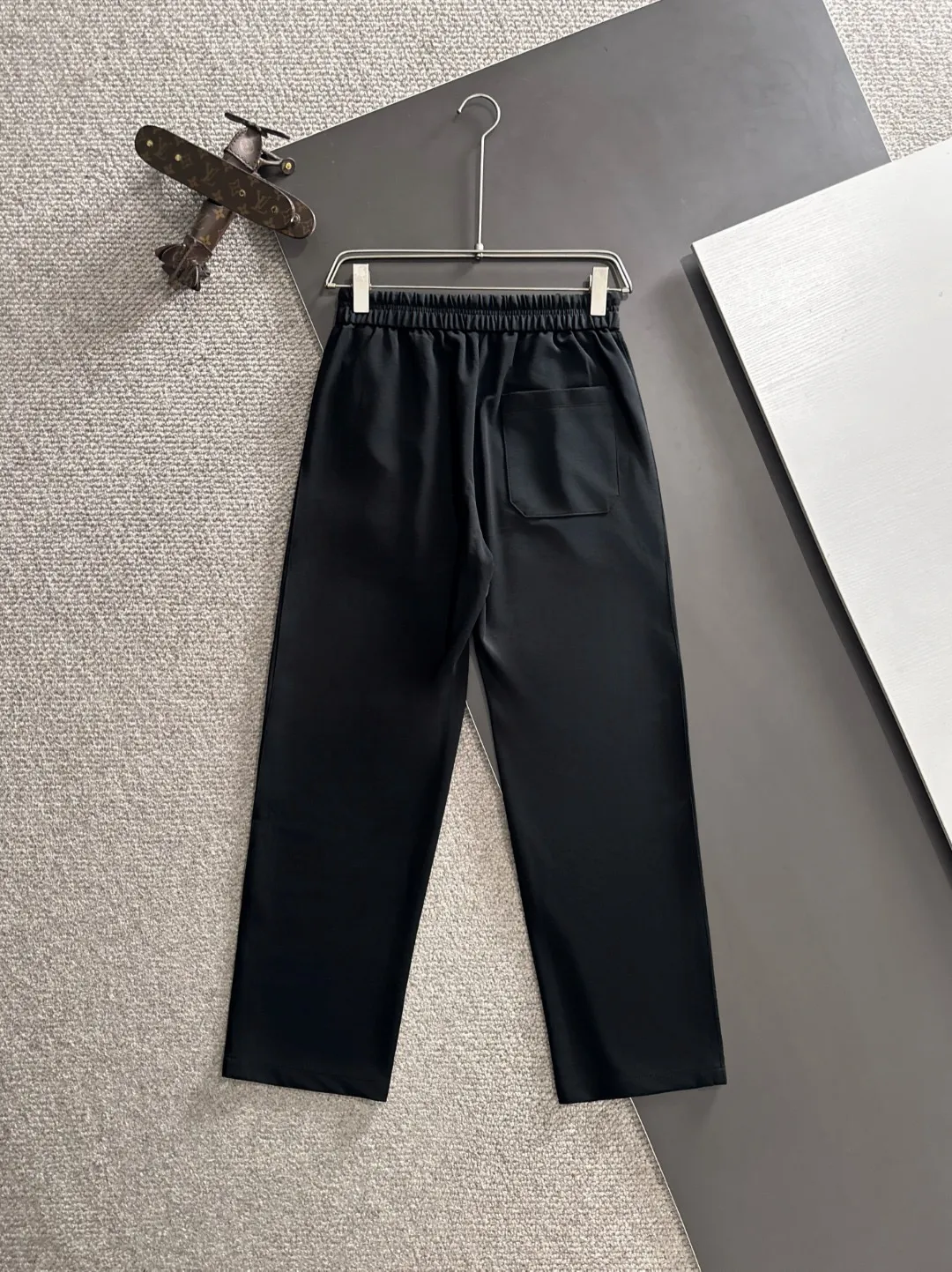 P150， 🐎 🆕2026 New Arrival ！ Classic LOGO ， ， ， 。 ， 。 ：Black Dark Gray Size：29-36